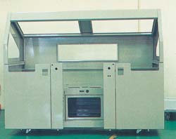 電子機器製造用機械カバー