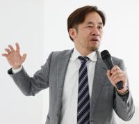 竹内 謙礼氏の写真