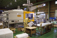 射出成型機　写真