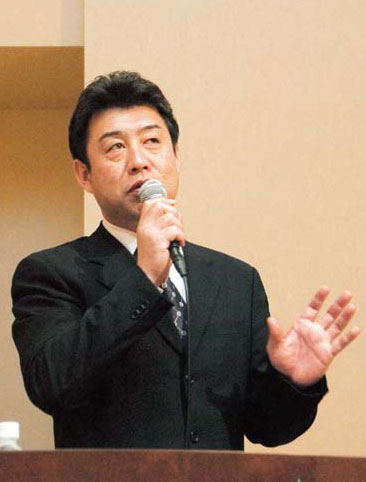 木内博一氏