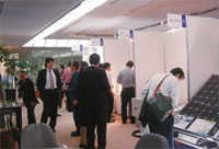 県内企業による省エネ・再生エネ関連設備の展示