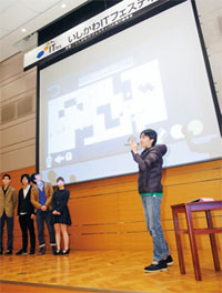 新事業の立ち上げを目指し、8組が登壇した「サムライシャウト！」