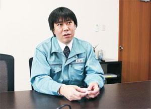 松前芳治次長　写真