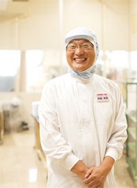 阿部幸男品質管理室室長　写真