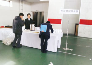 石川県危機管理監室主催の自主防災組織交流大会へも出店　写真