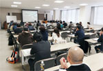 参加者はネットを活用して販促力を向上させるノウハウを学びました　写真