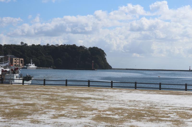 能登町宇出津の海