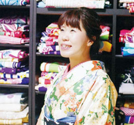 越田 晴香　（株）心結代表取締役　写真