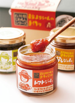 自社農園と契約農家の野菜や果物を使った手作りジャム（150グラム入り・680～780円）　写真