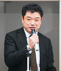講師の土井敏哉氏の写真