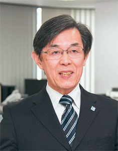 百成公鋭社長の写真。