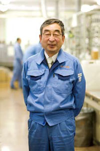 新谷正喜代表取締役社長　写真