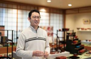 岡垣社長の写真。