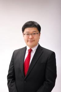 安藤謙輔氏の写真