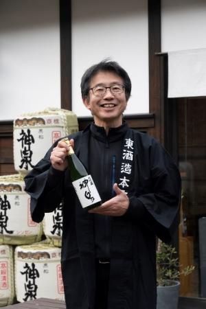 東　社長