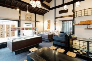 逸味　潮屋