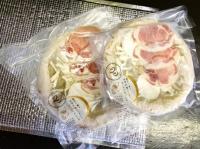 能登牡蠣ペーストと生ハムの大人ピザ