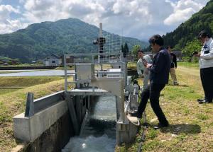 マイクロ水力発電機の写真