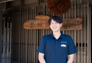 は数馬嘉一郎社長の写真
