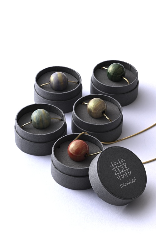 升井彩本乾漆 ネックレス My Planet パッケージ