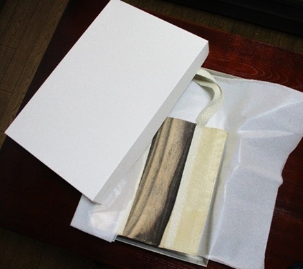 ALL WOOD 黒柿の木トートバッグ パッケージ