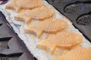 羽根つきたい焼き