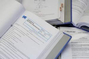 膨大な量のNadcapの仕様書の写真