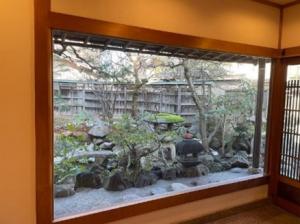 店内から見えるお庭
