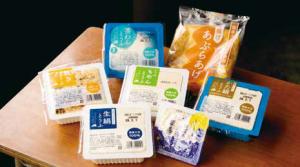 移動販売で長年、地元で親しまれてきた商品群の写真