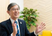 百成公鋭社長の写真